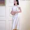 Đầm lụa chữ A tay ngắn DTT122024